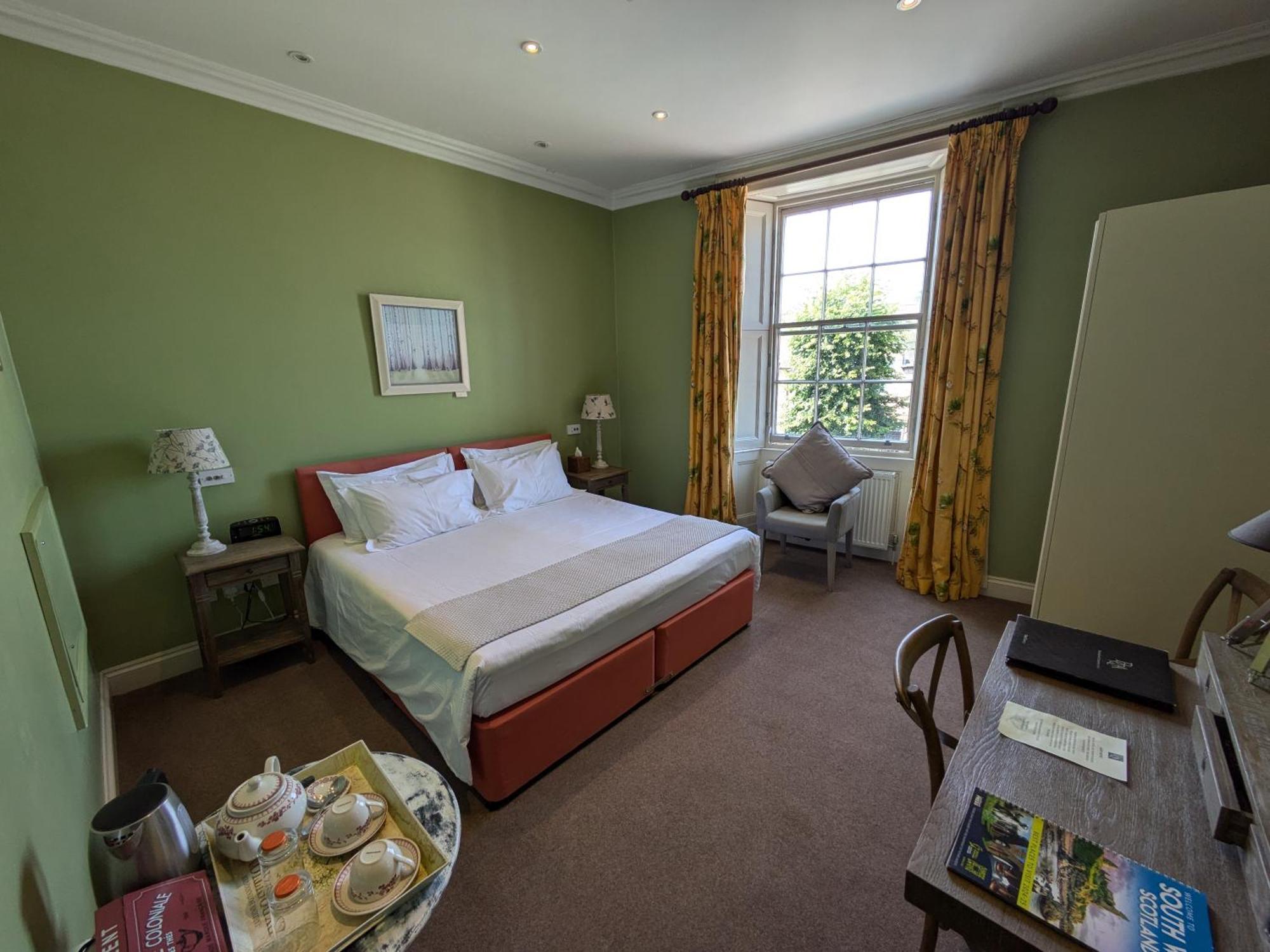 Buccleuch And Queensberry Arms Hotel Thornhill  Eksteriør billede